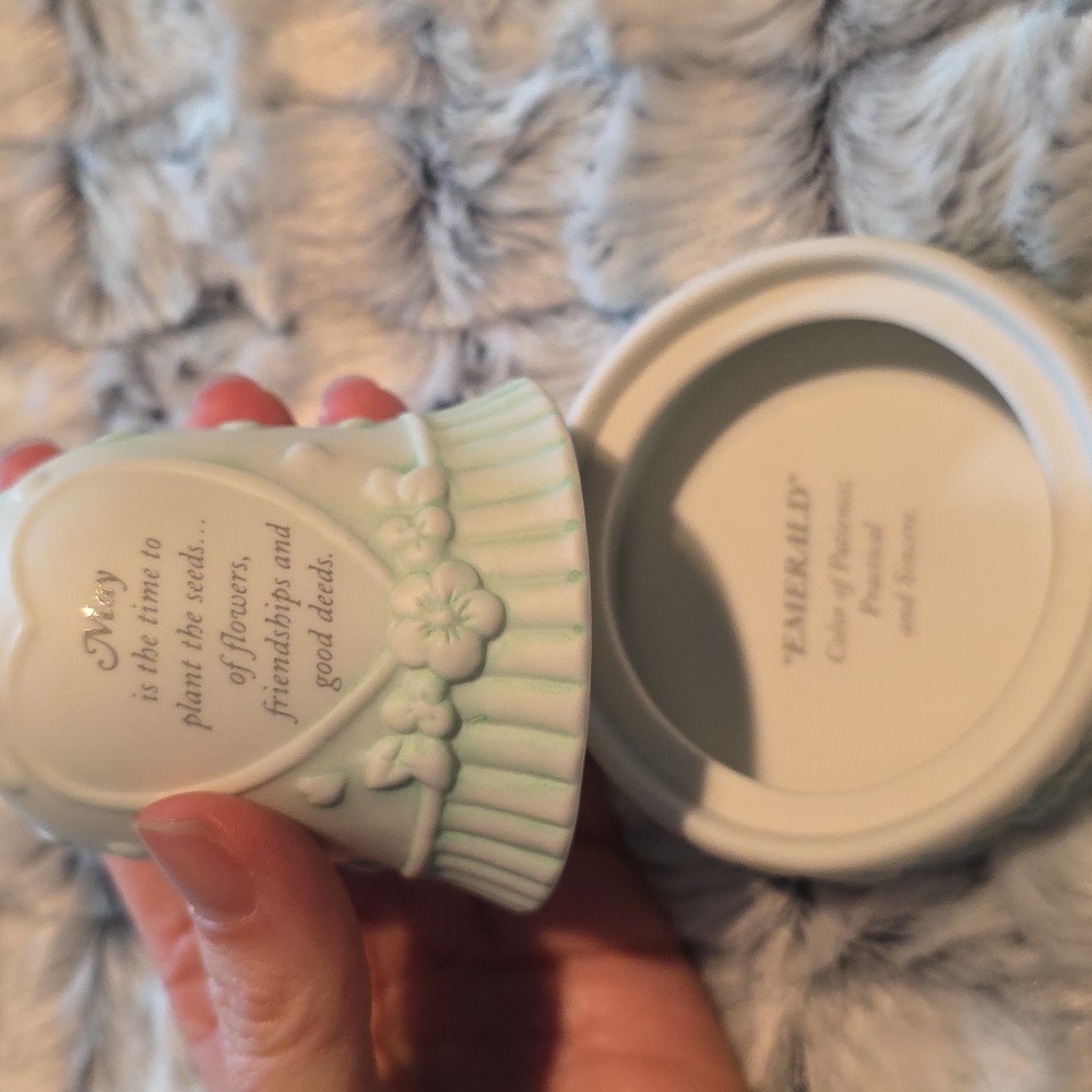 Precious Moments May Trinkets - Picture 4 of 5